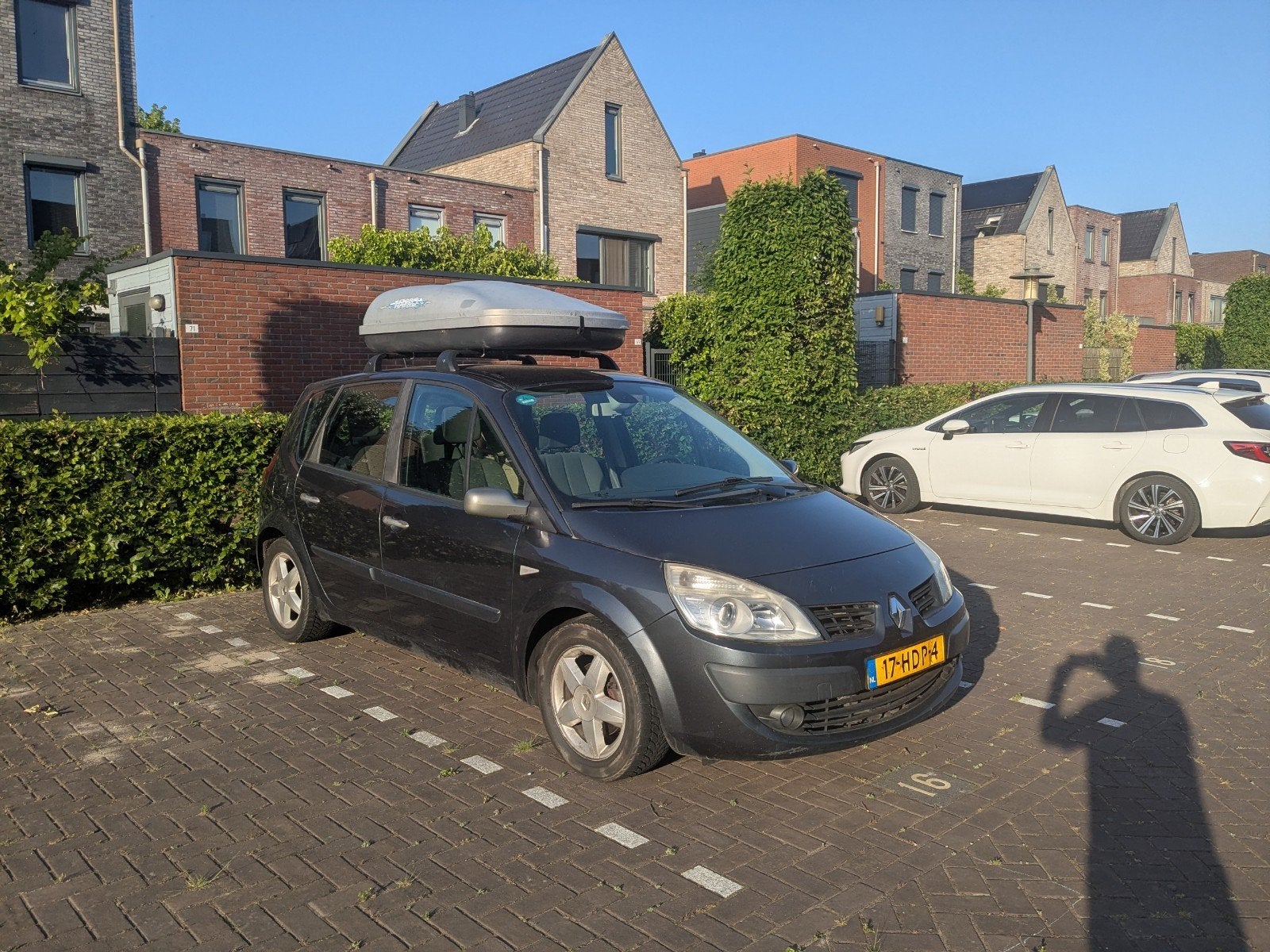 Renault Scénic 1.6 16V 82KW 2008 Grijs, Auto's, Stof, Origineel Nederlands, Handgeschakeld, Particulier