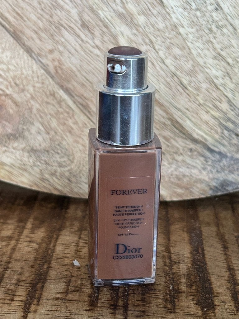 Dior Forever Foundation 7N, Gehele gezicht, Beige, Nieuw, Ophalen of Verzenden