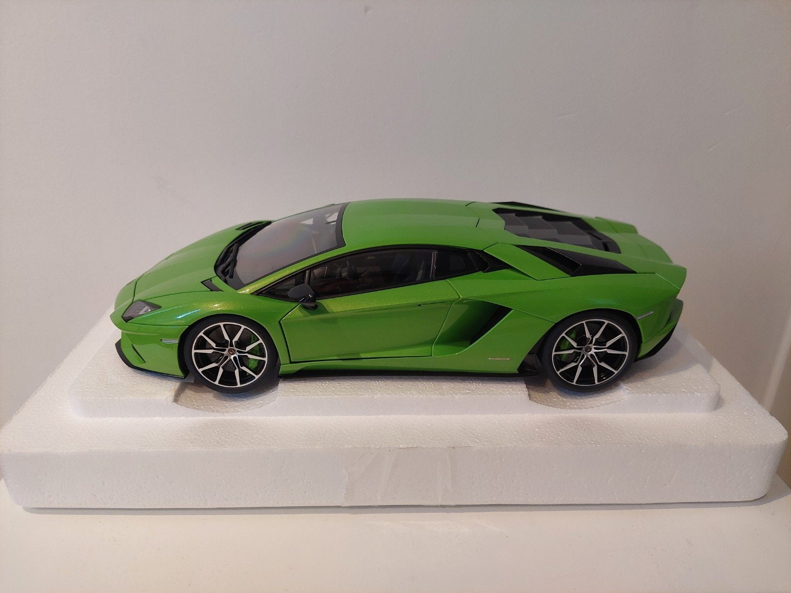 AUTOart Lamborghini Aventador S 1:18, Hobby en Vrije tijd, Ophalen of Verzenden, Zo goed als nieuw, Auto, Autoart