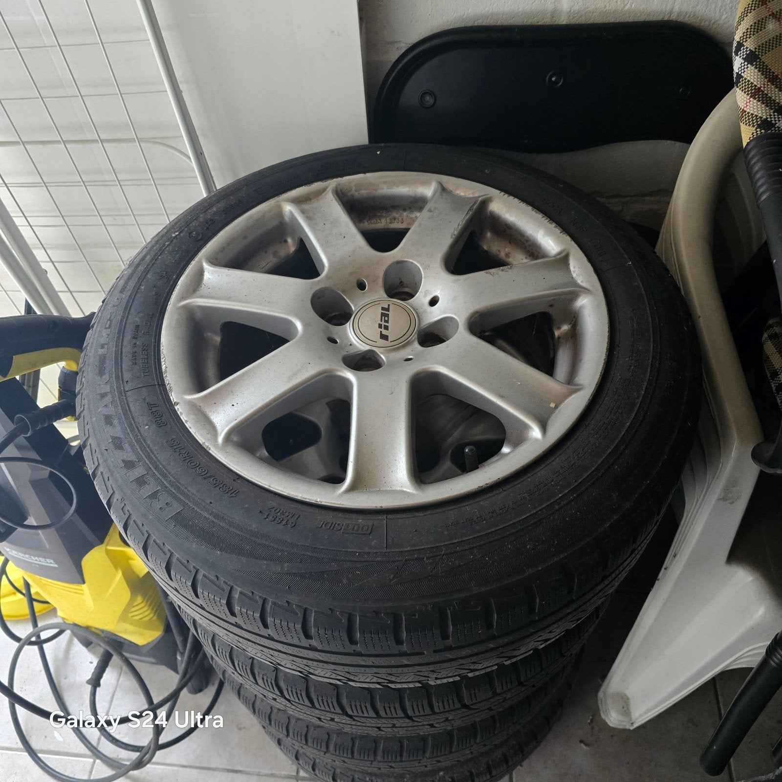 Rial velgen met banden - Gebruikt, Auto diversen, Wieldoppen, Gebruikt, Ophalen of Verzenden