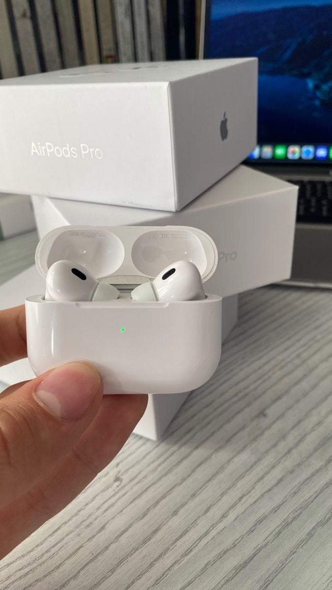 Apple AirPods Pro 2 (2e generatie) - Draadloze oordopjes, In-ear, Bluetooth, Ophalen of Verzenden, Zo goed als nieuw