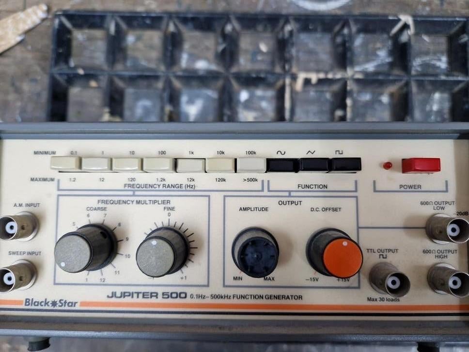 Jupiter 500 Functiegenerator 0.1 Hz - 500 KHz, Ophalen of Verzenden