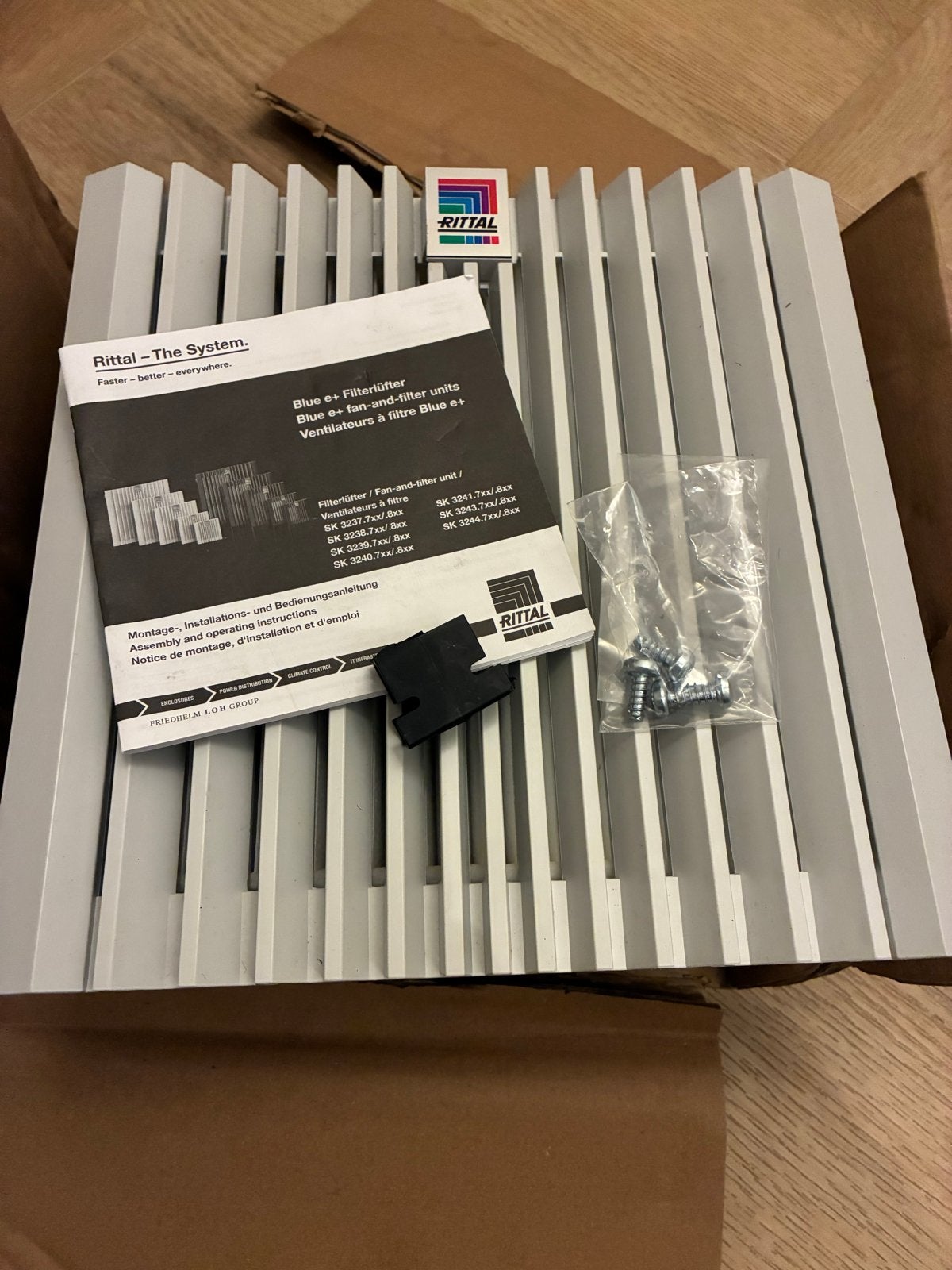 Rittal Blue e+ filterventilator SK 3241.700, Ophalen