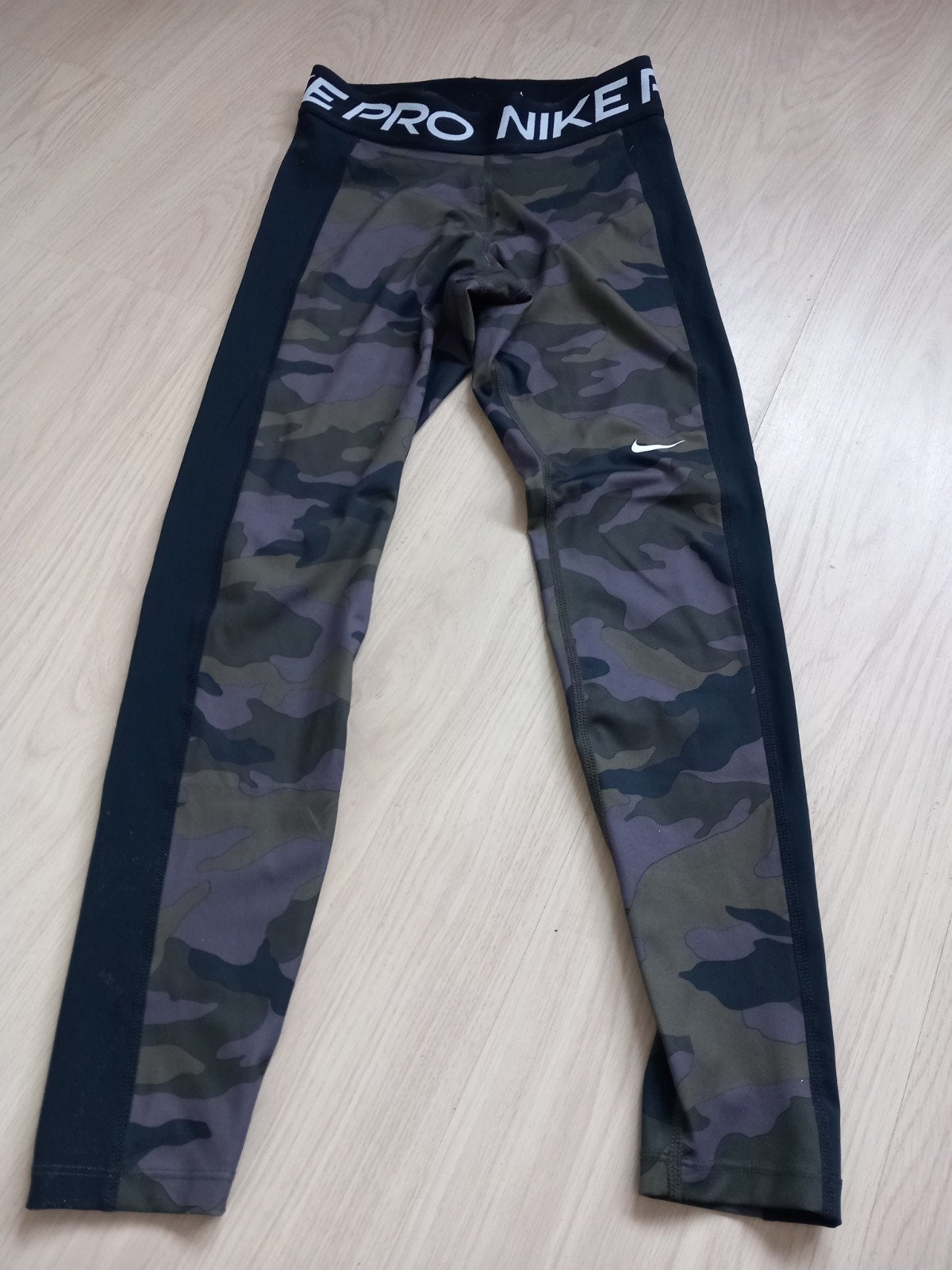 Nike Pro sportlegging camouflage XS, Kleding | Dames, Meerkleurig, Nike, Ophalen of Verzenden, Maat 34 (XS) of kleiner