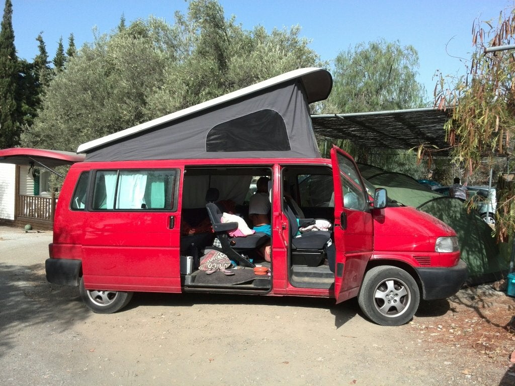 VW T4 2.5 TDI Camperbus - Multifunctioneel, Buscamper of Camperbus, Volkswagen, Treinzit, Diesel