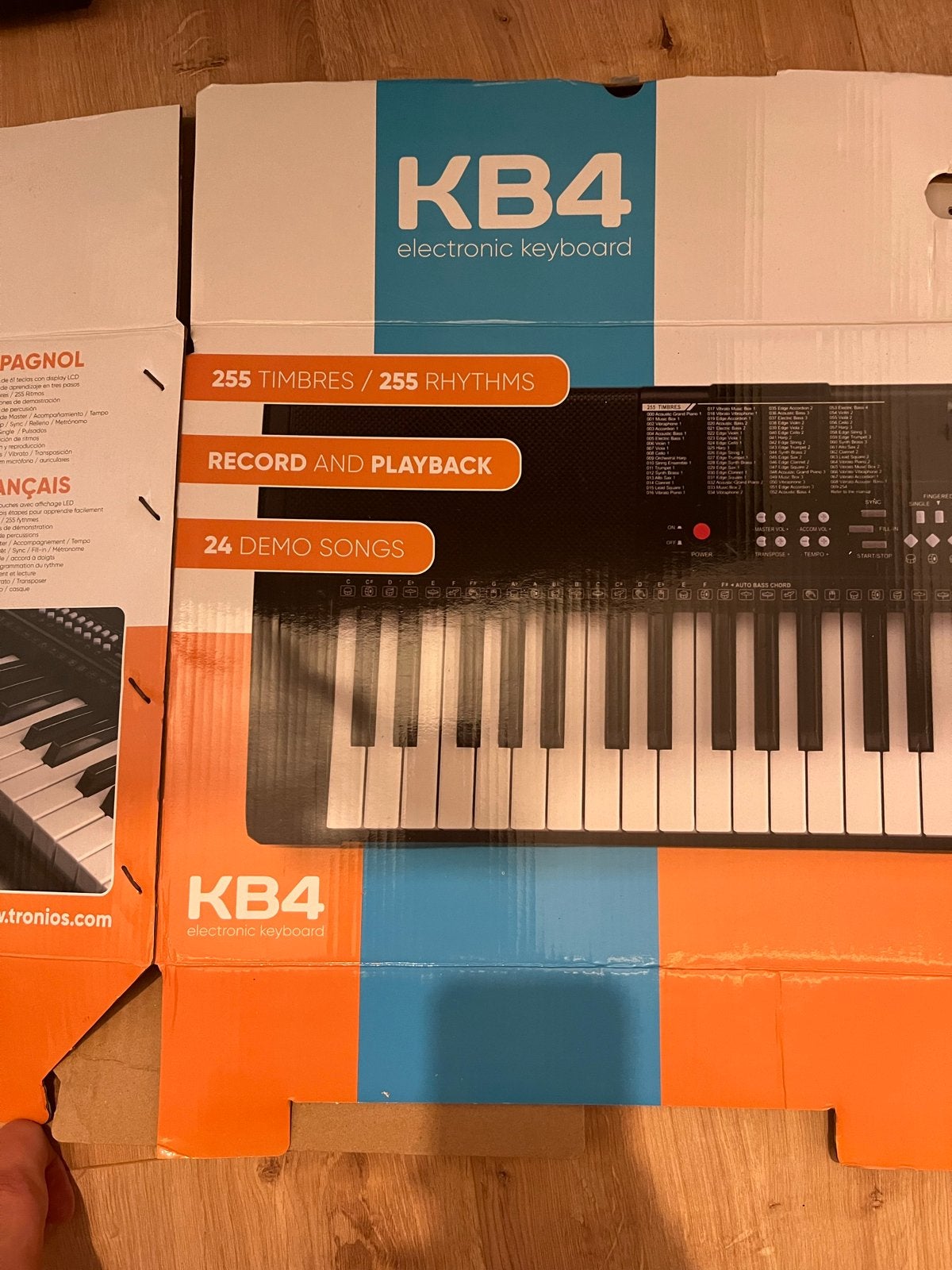 Max KB4 Keyboard met standaard (bladmuziek standaard afgebro, Met standaard, Ophalen, Overige merken, 61 toetsen