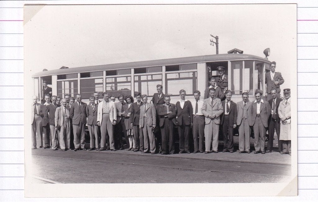 756Q foto groepsfoto Gorredijk, 3x uniform N.T.M., 1947, Ophalen of Verzenden, 1940 tot 1960, Ongelopen, Friesland