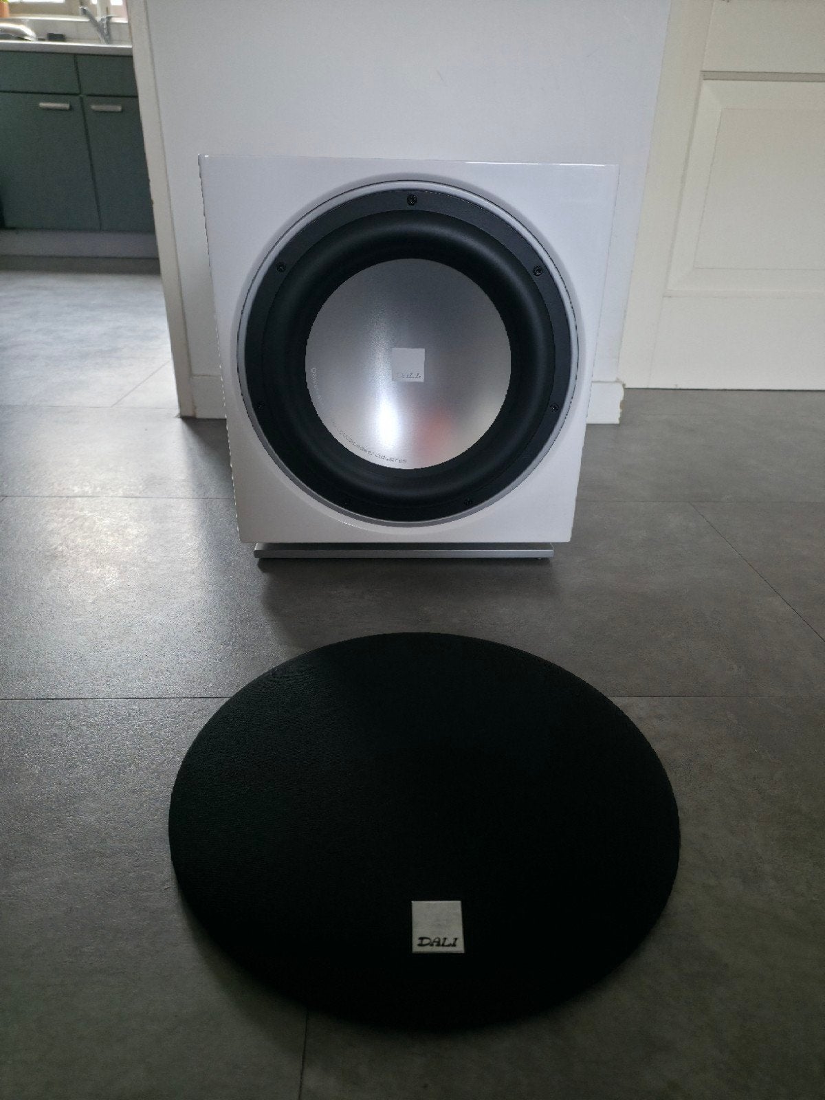 Dali Subwoofer DALI SUB E-12 F, Satin White + kabels, Ophalen