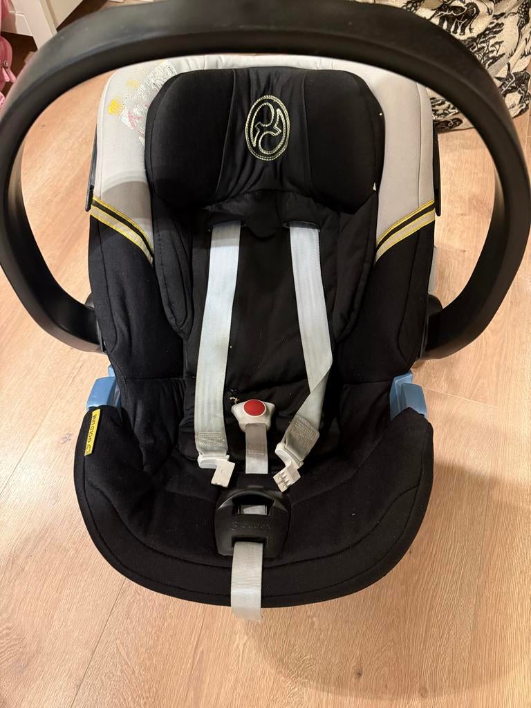 Cybex Aton Base-fix SL Isofix base en autostoel, Gebruikt, Isofix, 0 t/m 13 kg, Ophalen