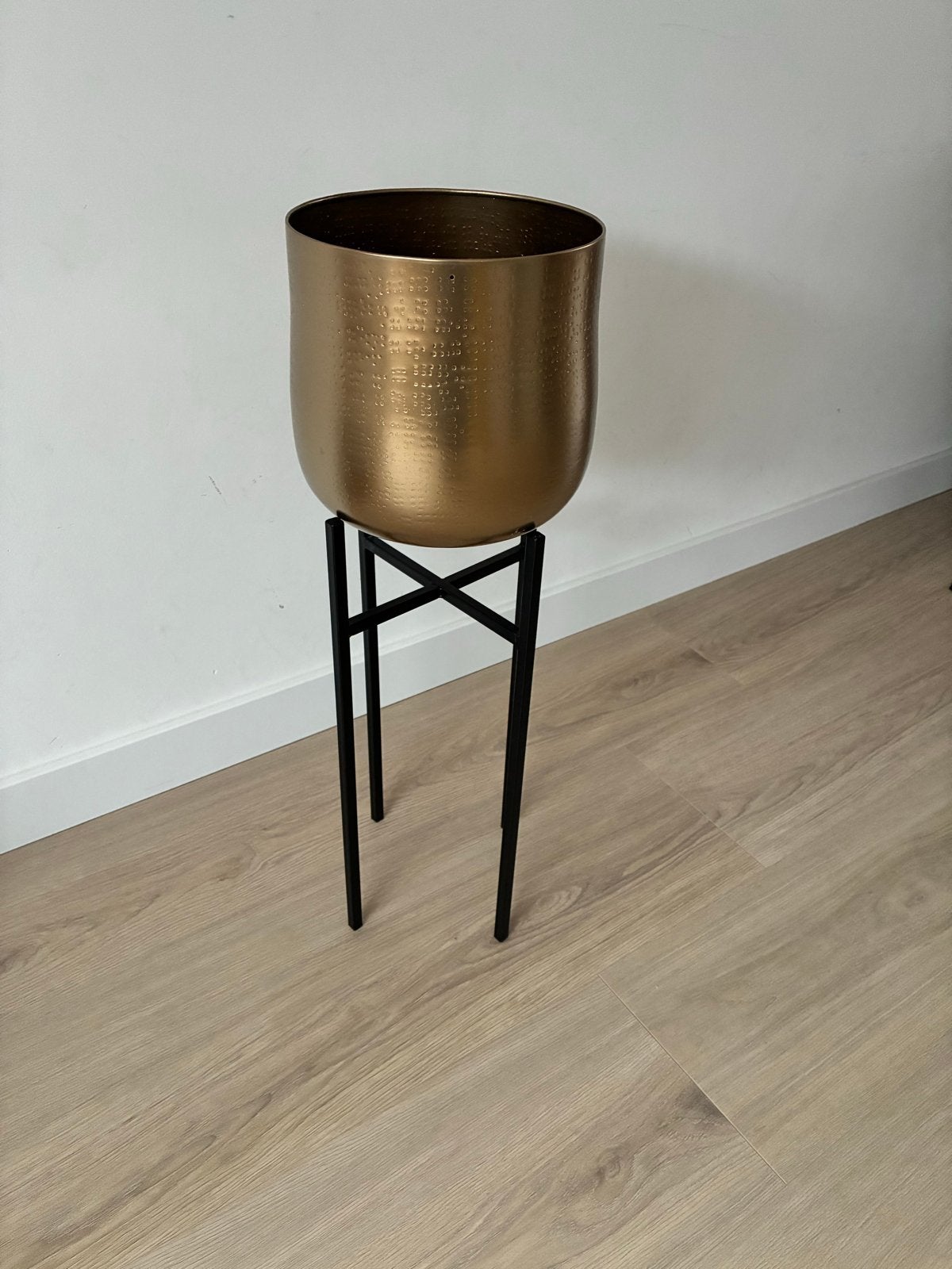 Gouden bloempot met standaard, Rond, Binnen, Zo goed als nieuw, Metaal