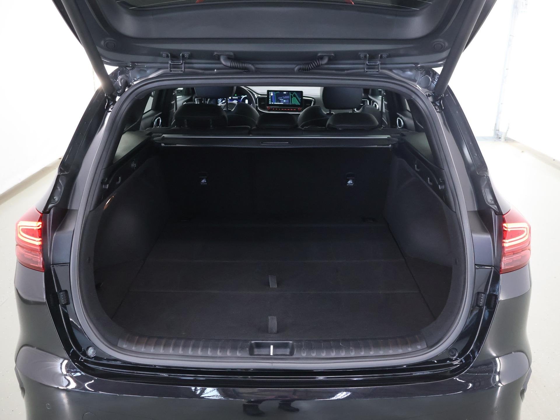 Foto 37 van Kia Ceed Sportswagon 1.5 T-GDi GT-Line | Panoramadak | Matri