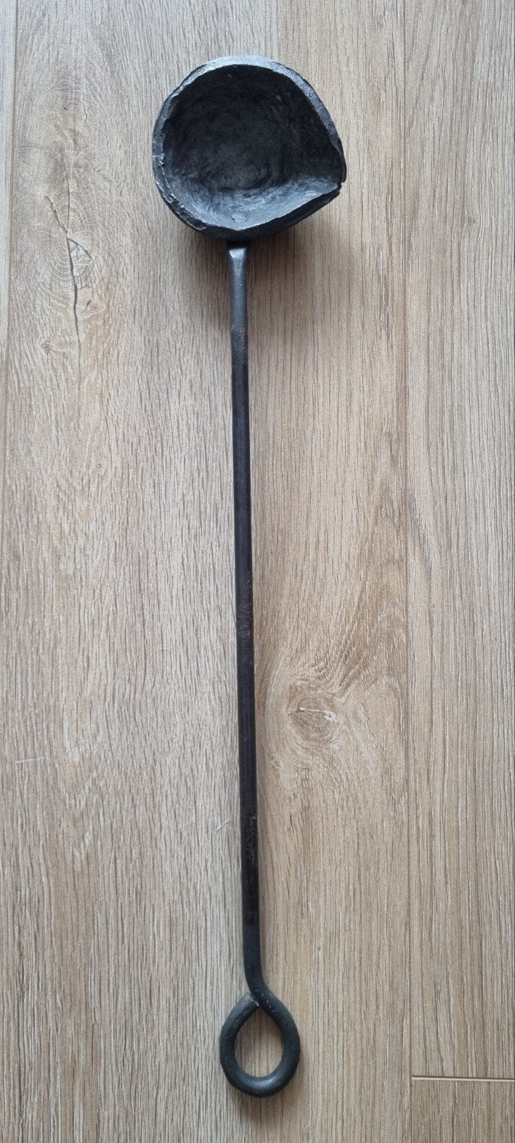 Handgesmede gietlepel - 60cm, Ophalen of Verzenden