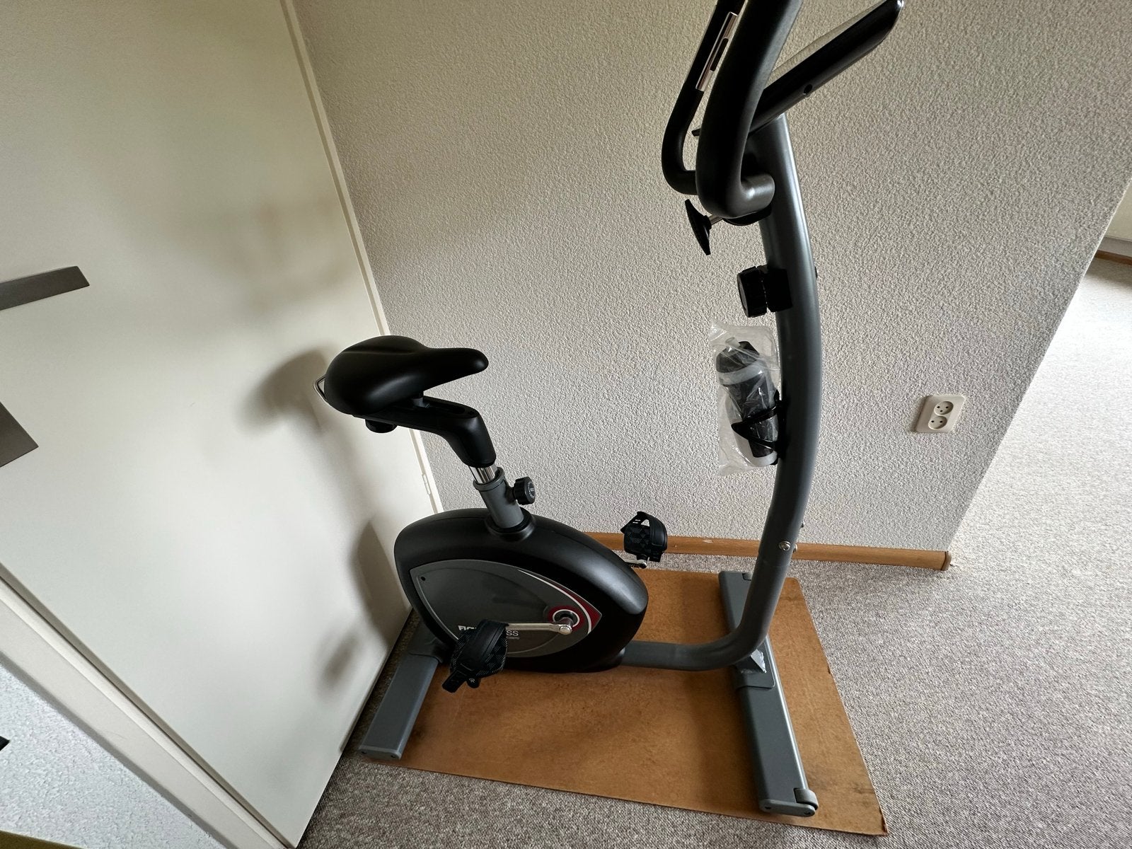 Flowfitness Hometrainer - Zo goed als nieuw, Ophalen, Zo goed als nieuw, Metaal, Benen