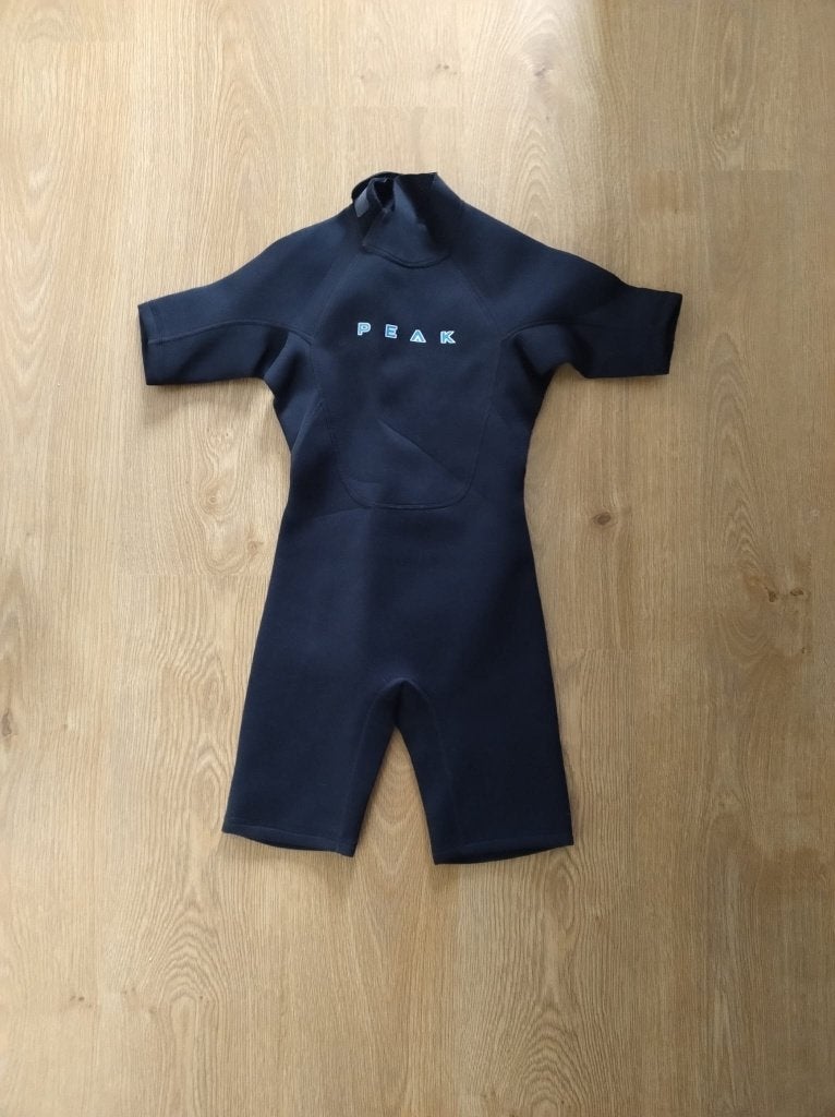 PEAK wetsuit shorty kind maat 134-146, Ophalen, Wetsuit, Kind, Zo goed als nieuw