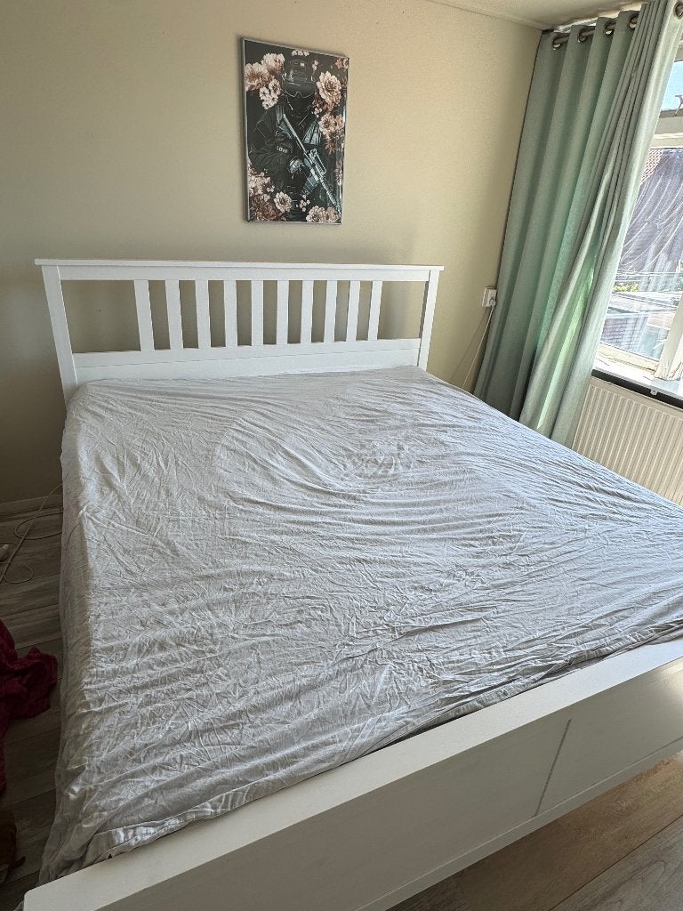 Ikea HEMNES bedframe, incl lattenbodems, matrassen en topper, Huis en Inrichting, Slaapkamer | Bedden, Ophalen, Gebruikt, Wit