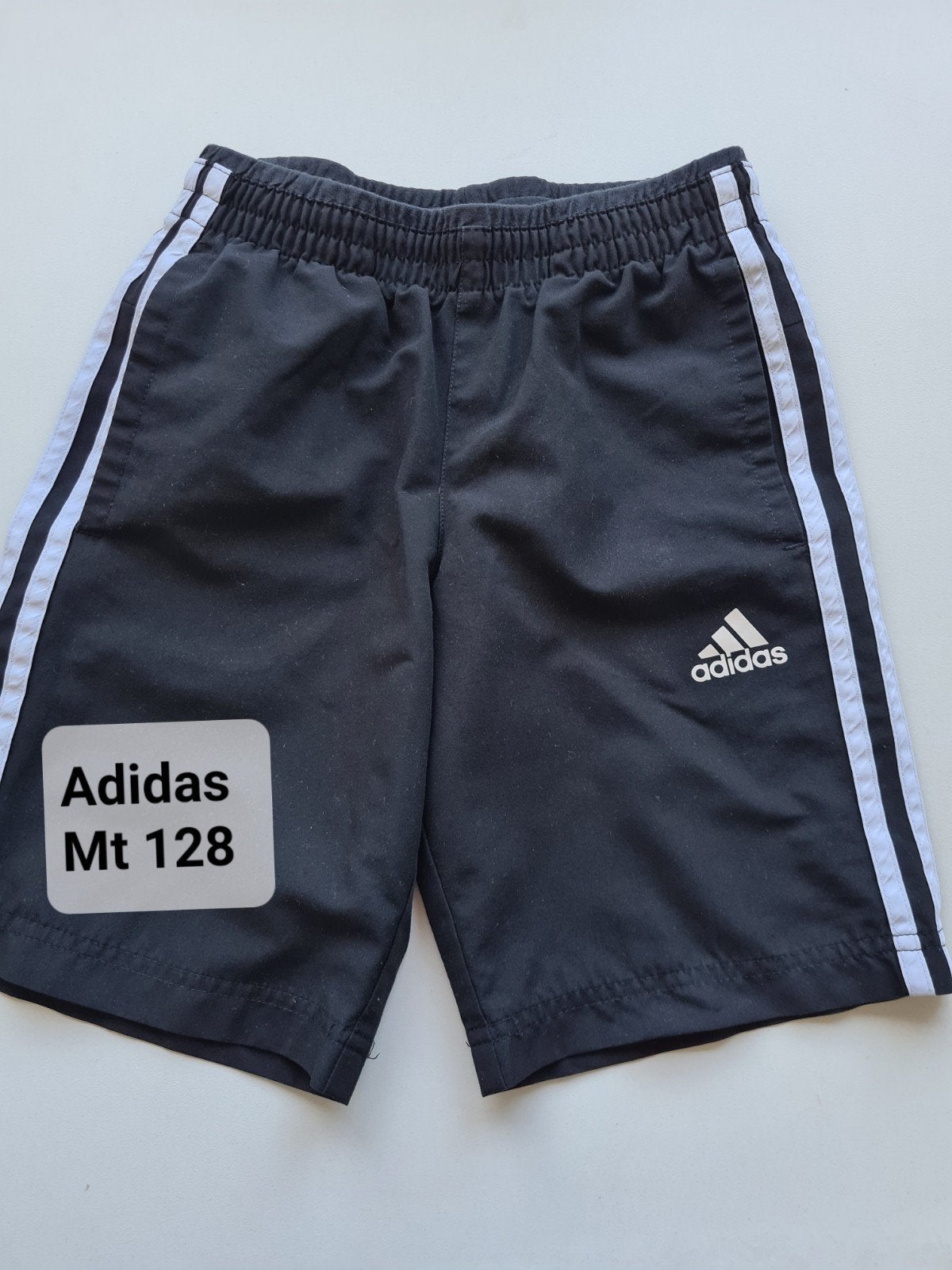 Adidas zwart sportbroekje maat 128, Broek, Adidas, Jongen of Meisje, Ophalen of Verzenden