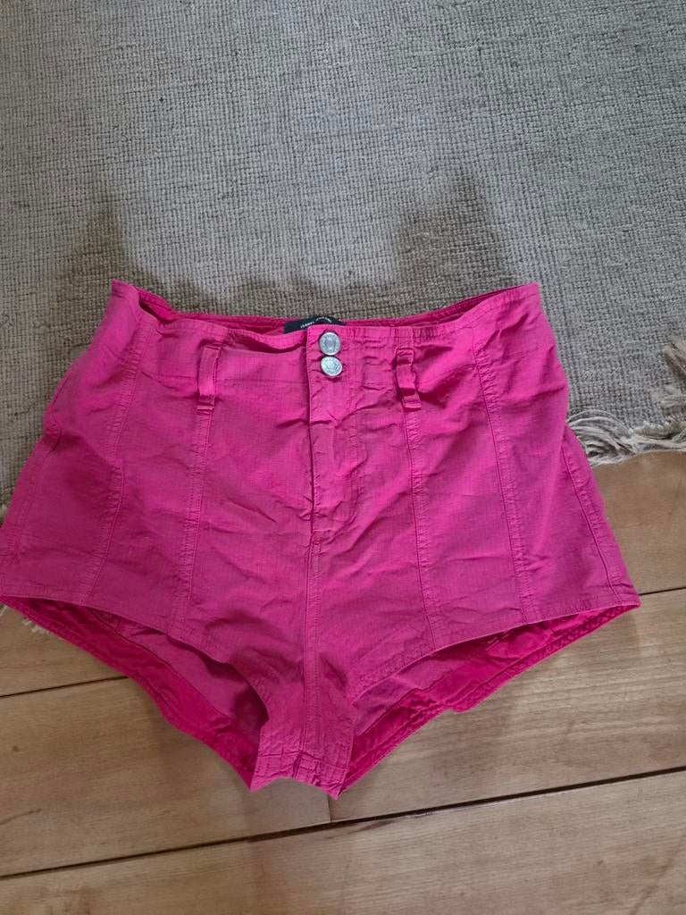 Isabel Matant Shorts zomer 38, Kleding | Dames, Broeken en Pantalons, Maat 38/40 (M), Kort, Ophalen of Verzenden, Zo goed als nieuw