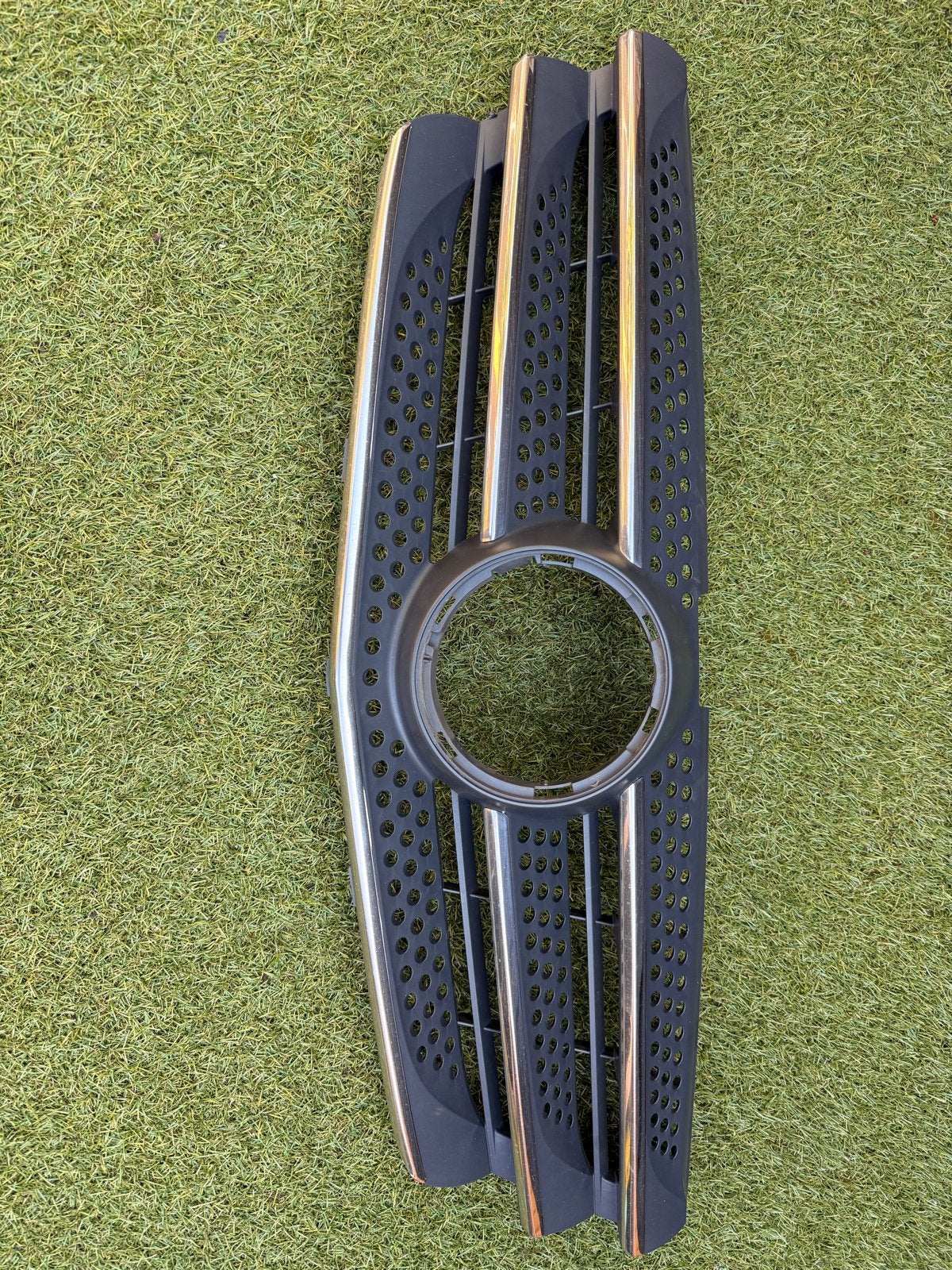 Originele Mercedes Vito W447 Grille, Gebruikt, Voor, Mercedes-Benz, Ophalen of Verzenden