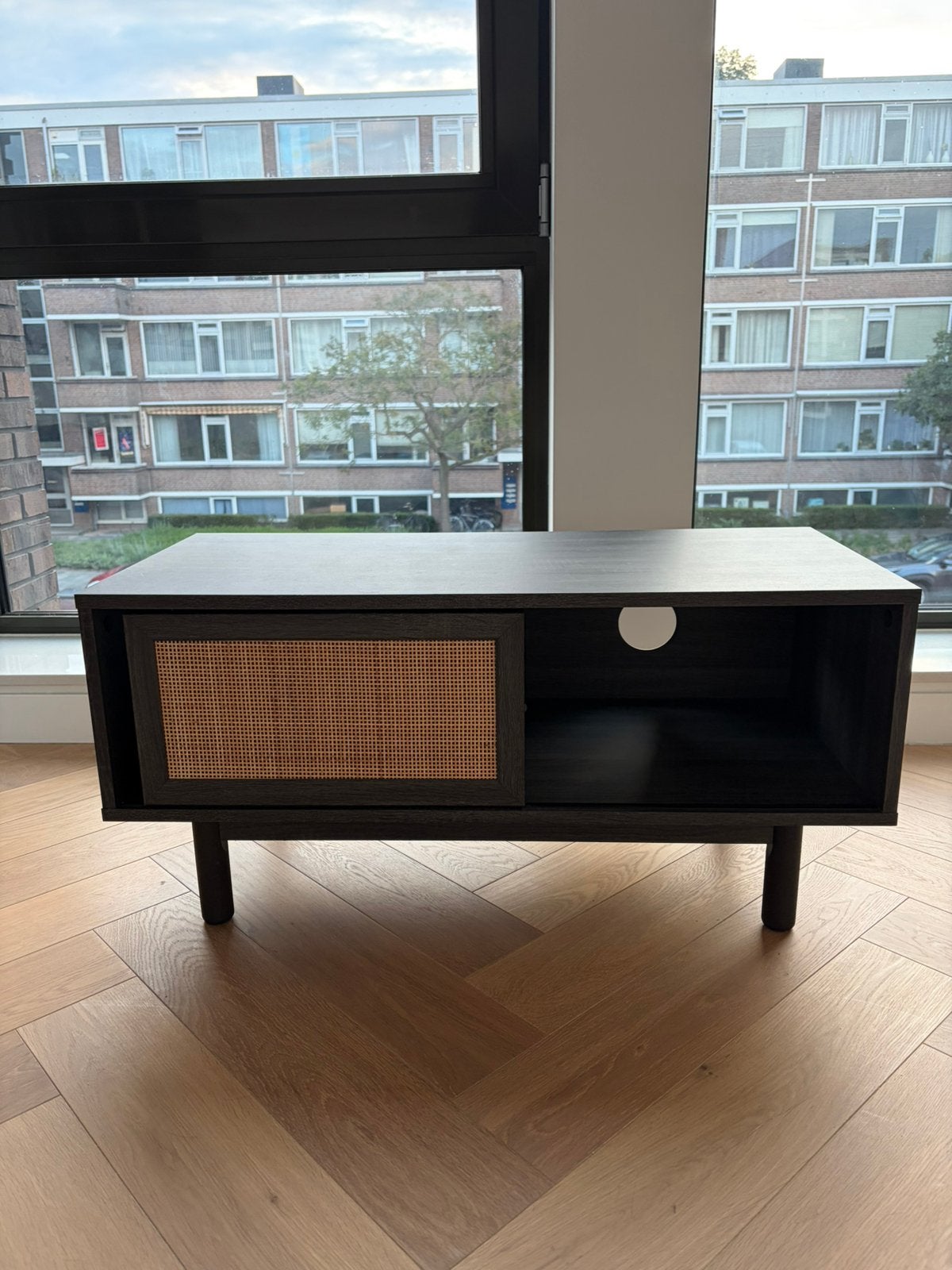 Tv meubel Pavia compact van Made, Ophalen, Zo goed als nieuw, 25 tot 50 cm, Minder dan 100 cm