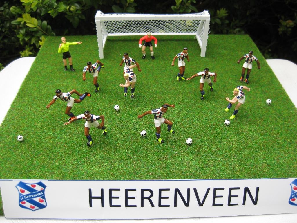 HEERENVEEN, Verzenden, Nieuw, Overige binnenlandse clubs, Beeldje of Poppetje