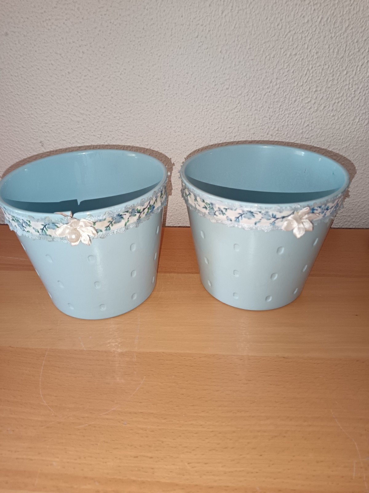 2 bloempotten, Ophalen, Rond, Aardewerk, Minder dan 40 cm