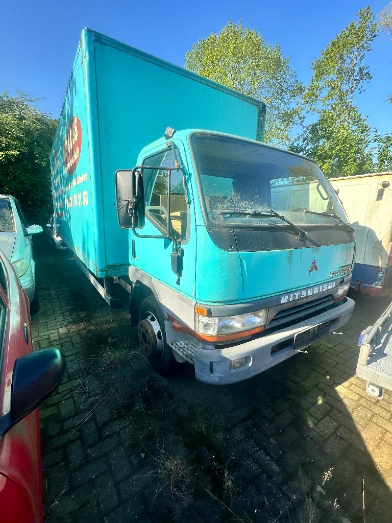 3X te koop CANTER 208 & Volkswagen polo  voor export, Particulier, Te koop