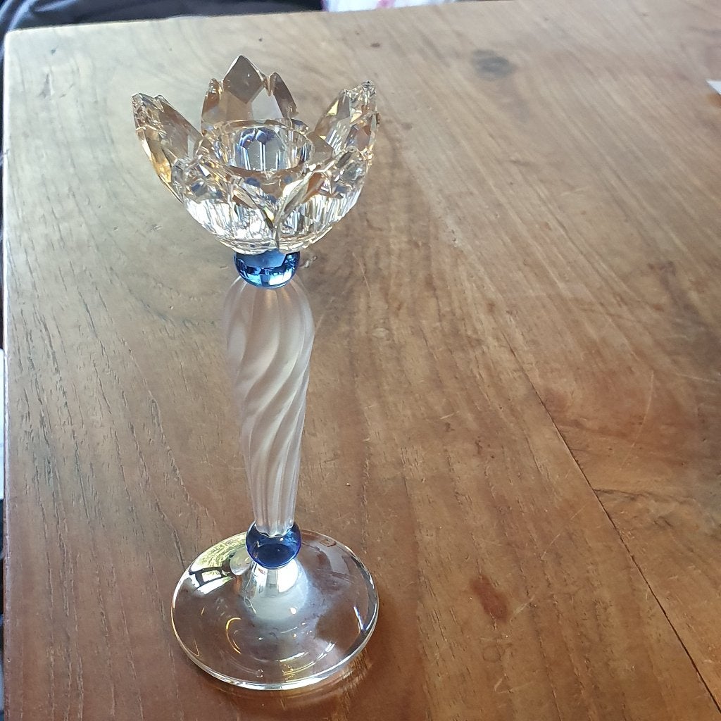 Swarovski kandelaar blauwe bloemen, Verzamelen, Swarovski, Ophalen, Zo goed als nieuw, Figuurtje