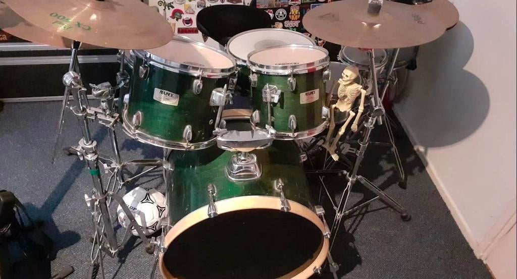 Drumstel Mapex met flightcase c.q. drumpodium, Ophalen, Gebruikt, Overige merken