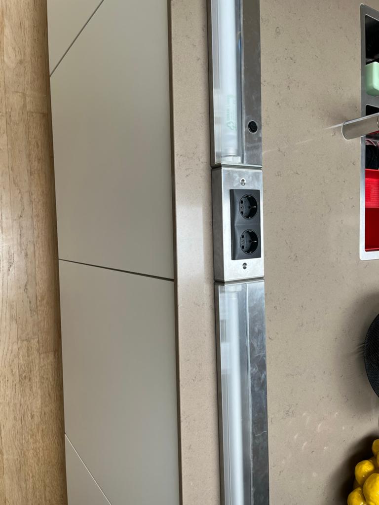 Daks RVS keukenkast verlichting 150 cm, Huis en Inrichting, Overige typen, Ophalen, Metaal, Zilver