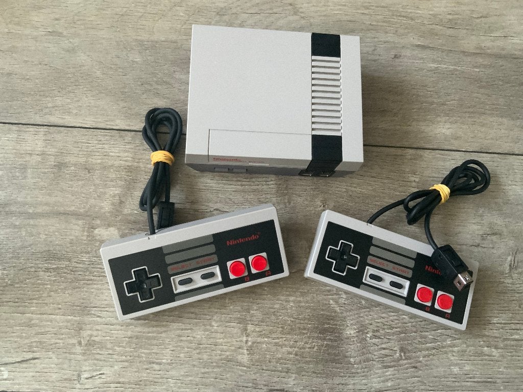 Mini Nes met veeel spellen + Controller Nintendo Nes Classic, Spelcomputers en Games, Spelcomputers | Nintendo NES, Ophalen of Verzenden
