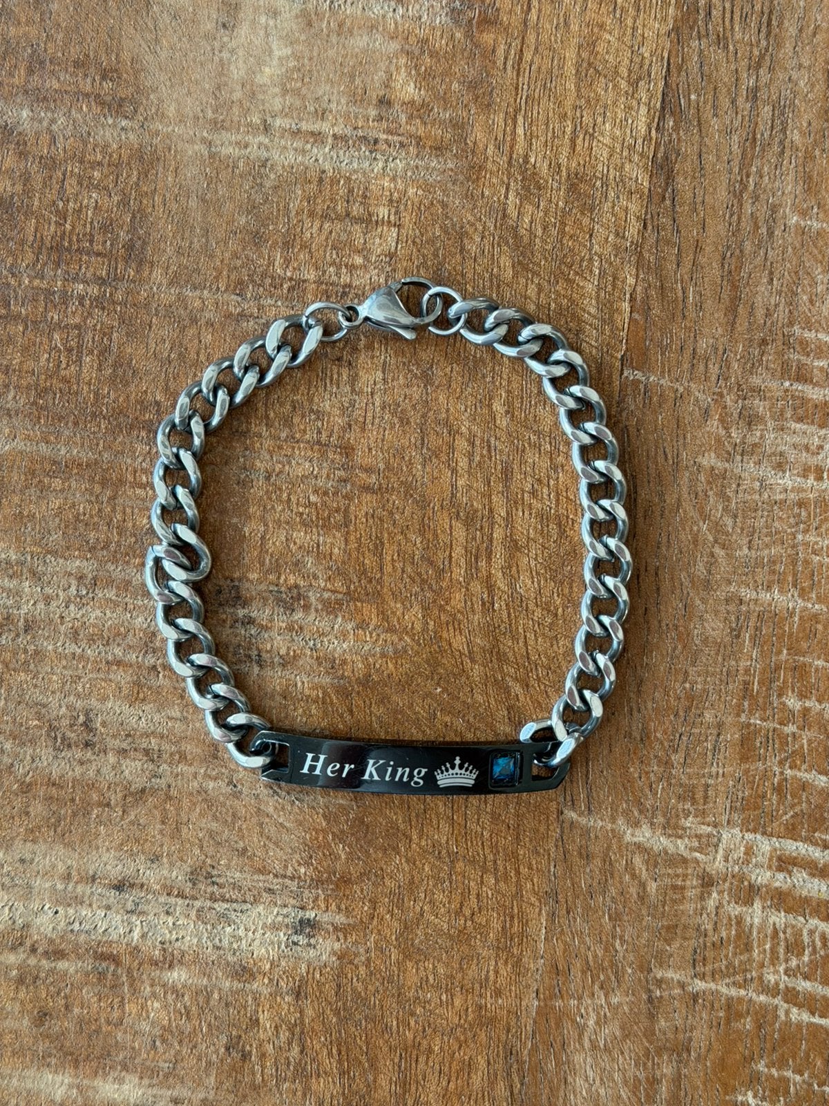 Stainless steel heren armband – ‘Her King’ met blauwe steen, Staal, Zwart, Ophalen of Verzenden, Zo goed als nieuw