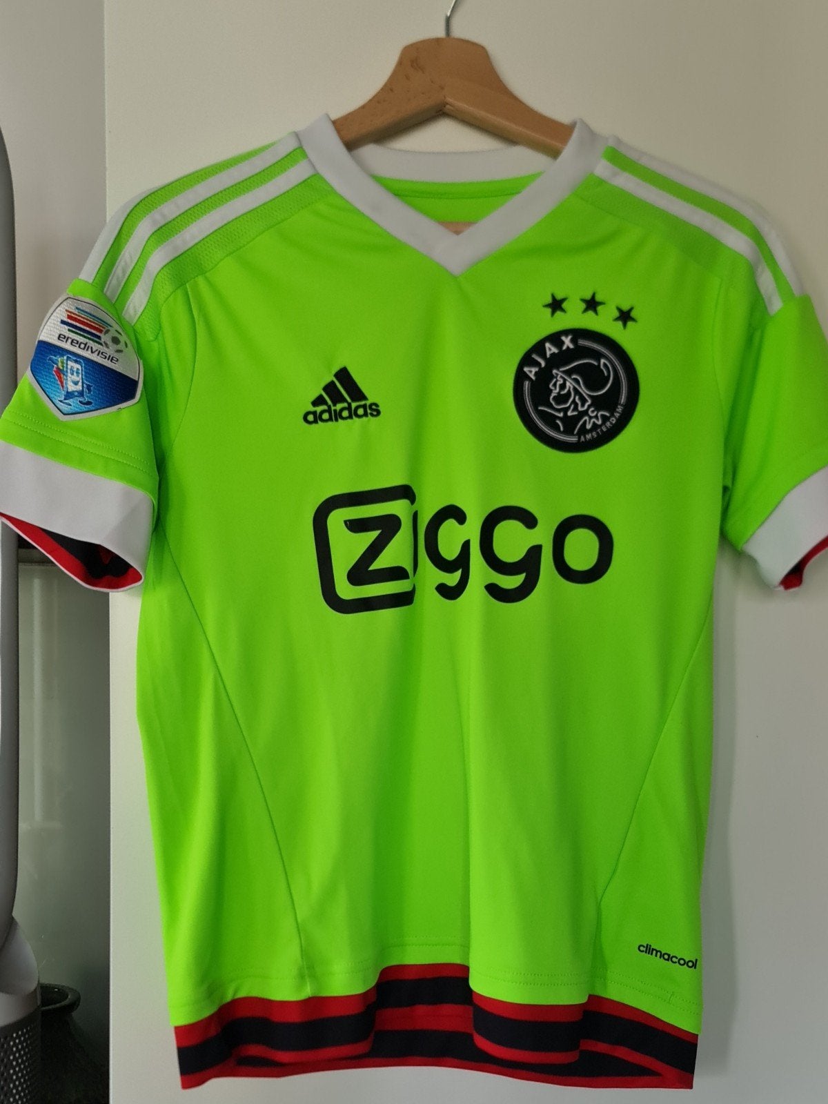 Ajax uit tenue 2015/2016 Klaassen #10 (shirt, broek, sokken), Ajax, Jongen of Meisje, Ophalen of Verzenden, Zo goed als nieuw