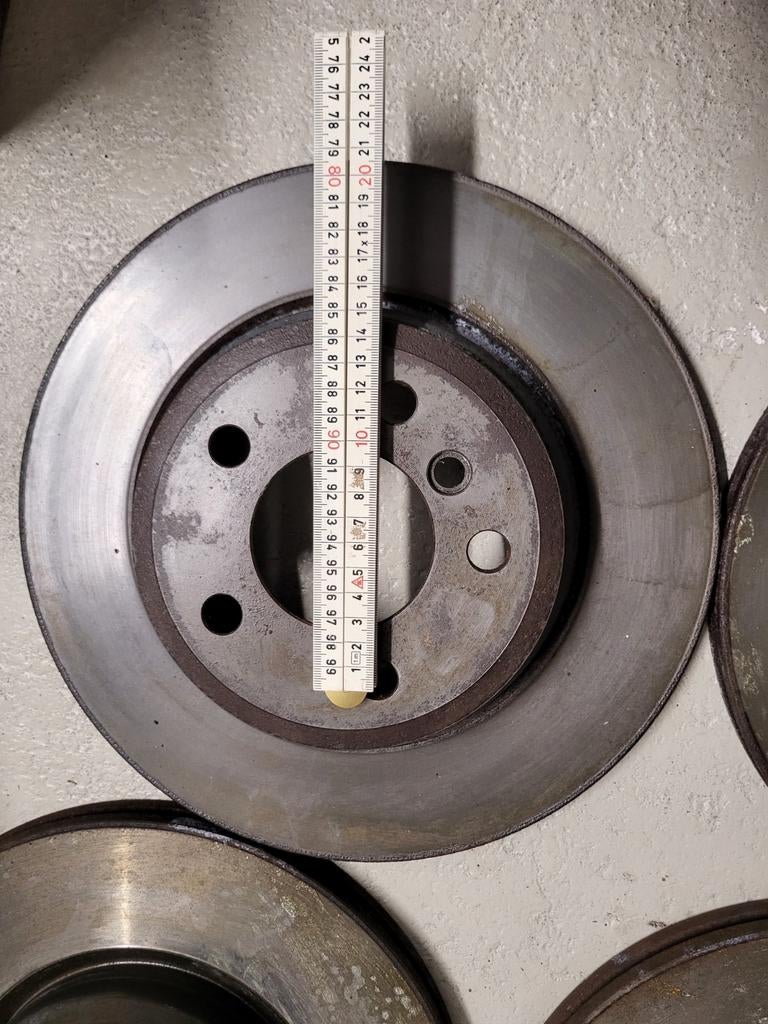 Bmw f serie remschijven, Auto-onderdelen, Remmen en Aandrijving, Ophalen, Gebruikt, BMW