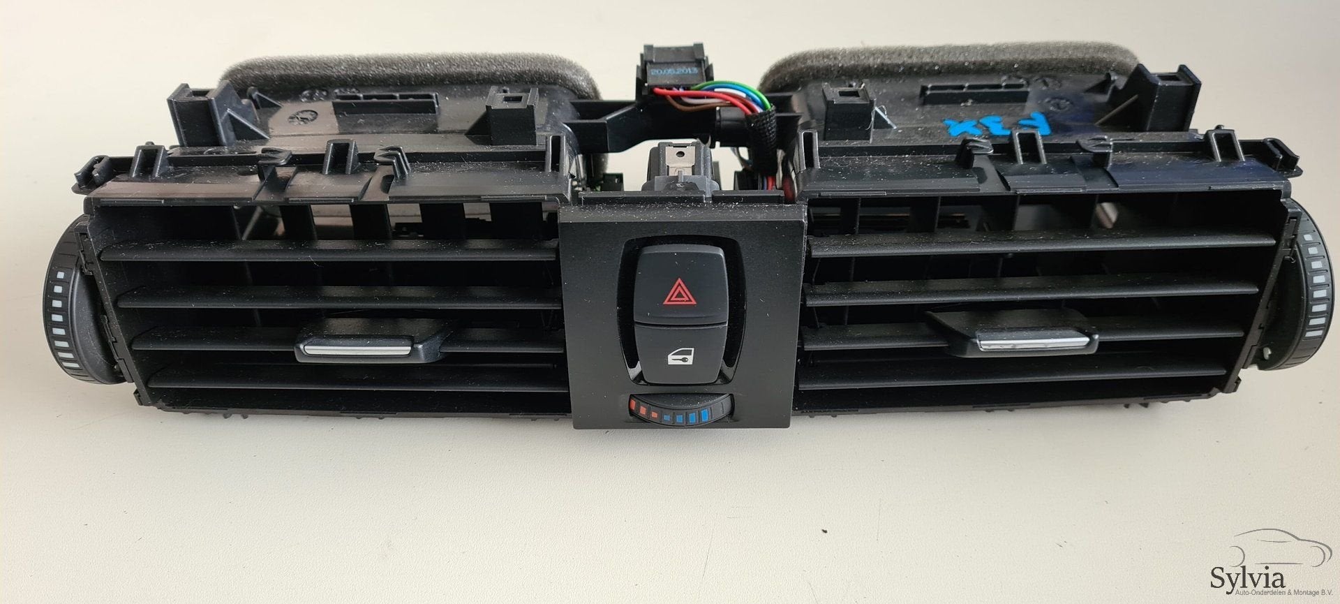 Luchtrooster Dashboard  midden BMW 3 Serie F3X 9218552, Auto-onderdelen, Dashboard en Schakelaars, Gebruikt, -, -, Ophalen of Verzenden