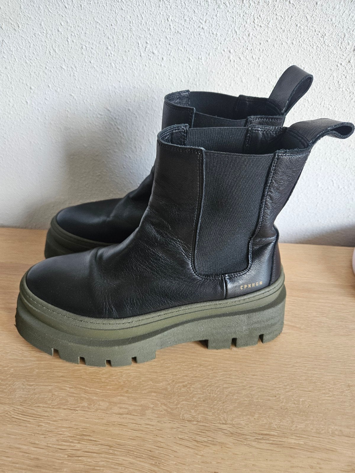 Copenhagen boots maat 41, Kleding | Dames, Ophalen of Verzenden, Zo goed als nieuw, Zwart, Hoge laarzen