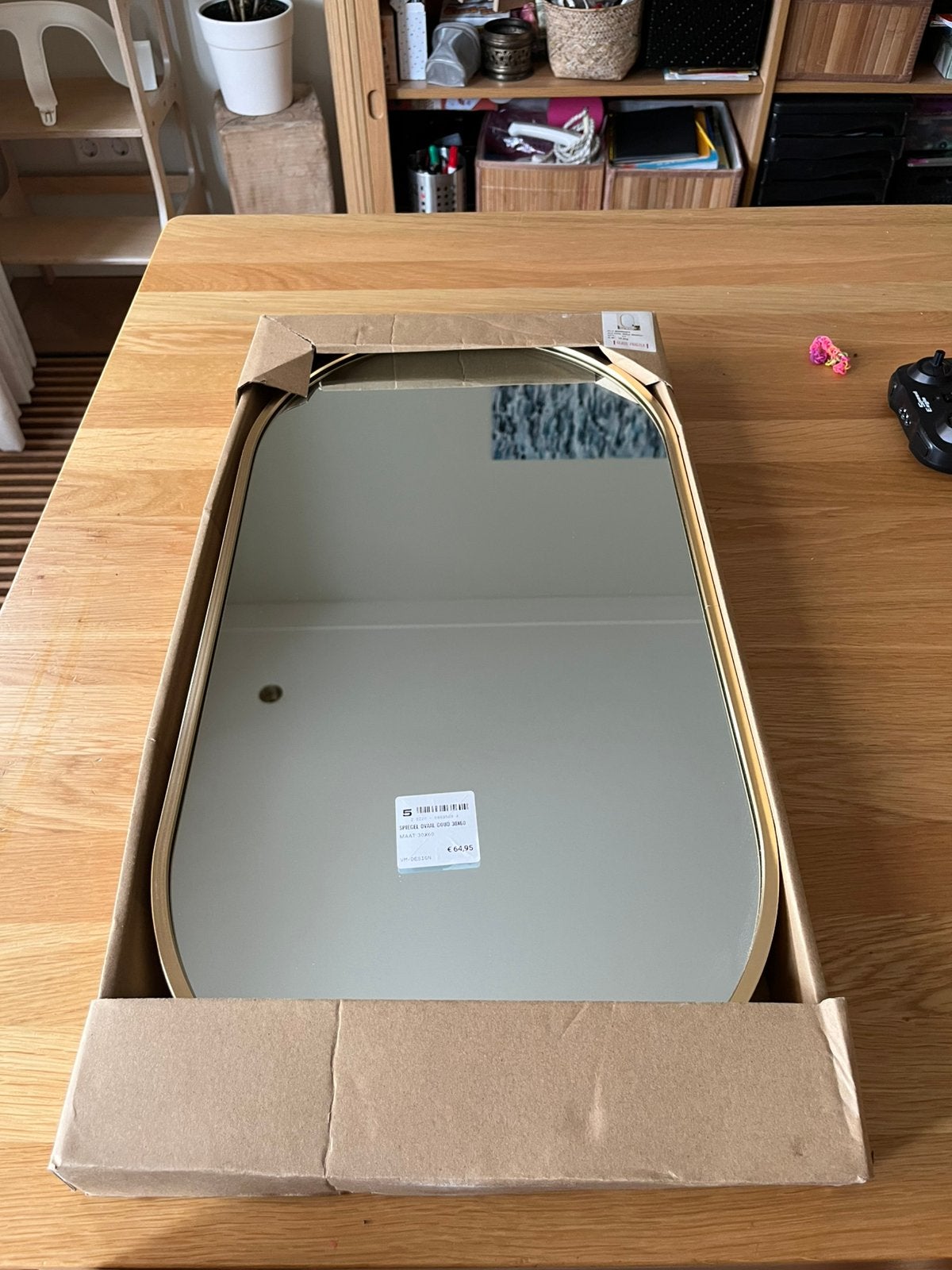 Goudkleurige ovale spiegel, Ophalen, Minder dan 50 cm, Nieuw, Minder dan 100 cm