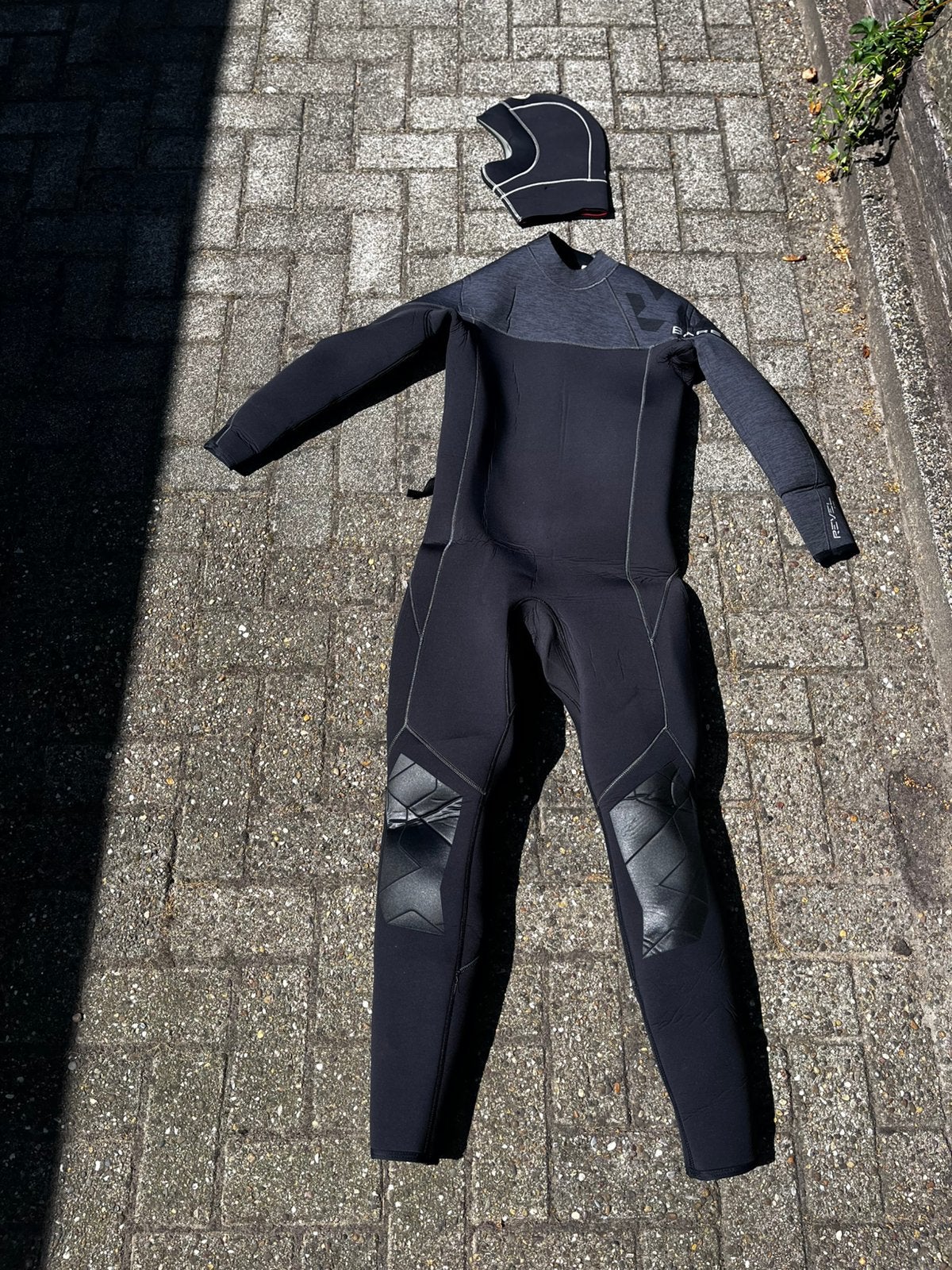 Wetsuit Bare maat L, Ophalen, Zo goed als nieuw, Wetsuit