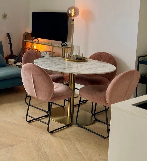 Ronde eettafel met wit marmer blad, Huis en Inrichting, Tafels | Eettafels, Ophalen, Gebruikt, 50 tot 100 cm, 100 tot 150 cm