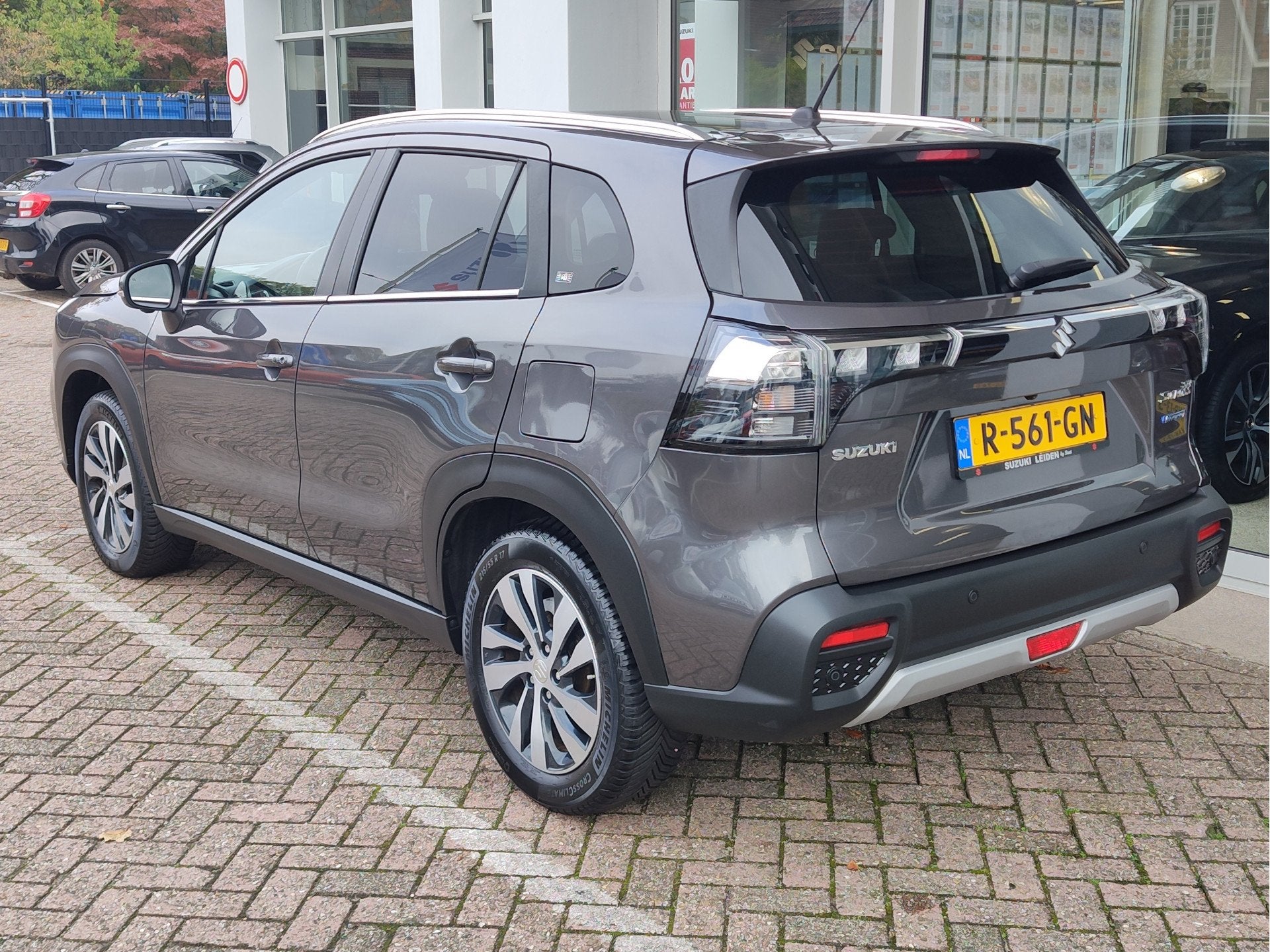 Suzuki S-Cross 1.4 BOOSTERJET STYLE SMART HYBRID AUT. Sunroo, Auto's, Gebruikt, Leder en Stof, Origineel Nederlands, Bedrijf
