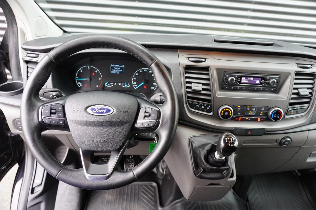 Ford Transit Custom 300 131pk L1H1 Trend Trekhaak Airco Crui, Voorwielaandrijving, 4 cilinders, 2500 kg, Zwart