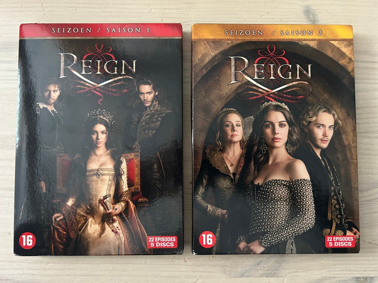 Reign seizoen 1 en 2, Engels, Vanaf 16 jaar, Nederlands, Seizoen 1
