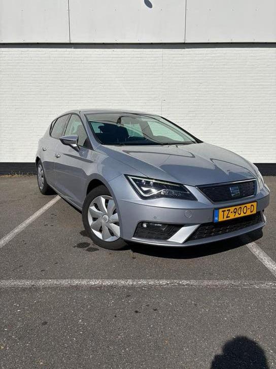 Seat Leon 1.0 TSI 115PK 2018 Grijs, Auto's, Seat, Voorwielaandrijving, Stof, 1097 kg, Leon