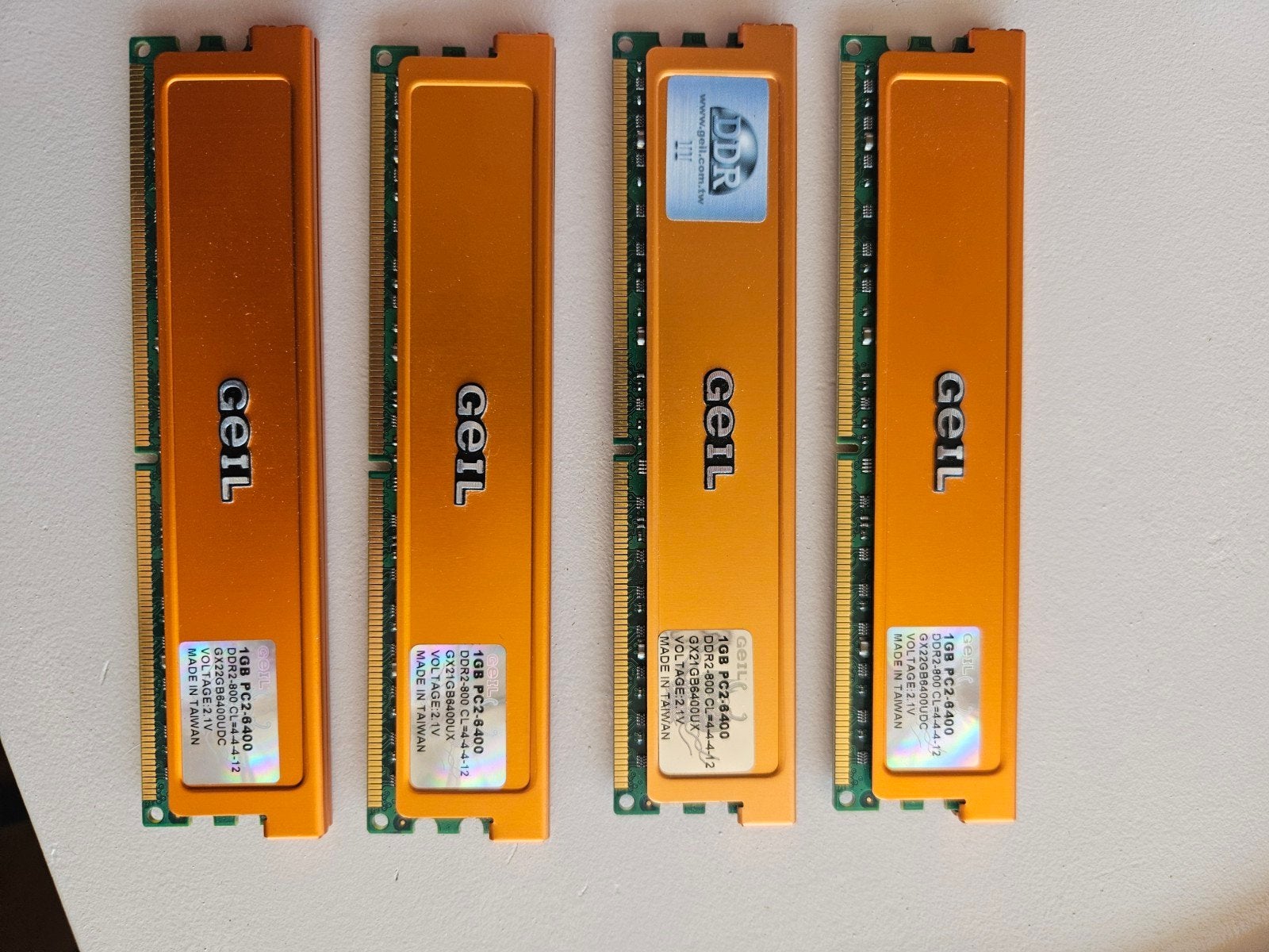 4x 1GB GeIL DDR2 PC2-6400 RAM Geheugenmodules (800MHz), Computers en Software, RAM geheugen, Gebruikt, Ophalen of Verzenden, DDR2