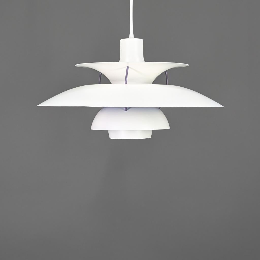 Louis Poulsen PH 5 lamp: iconisch design Poul Henningsen, Huis en Inrichting, Lampen | Hanglampen, Ophalen of Verzenden, Zo goed als nieuw