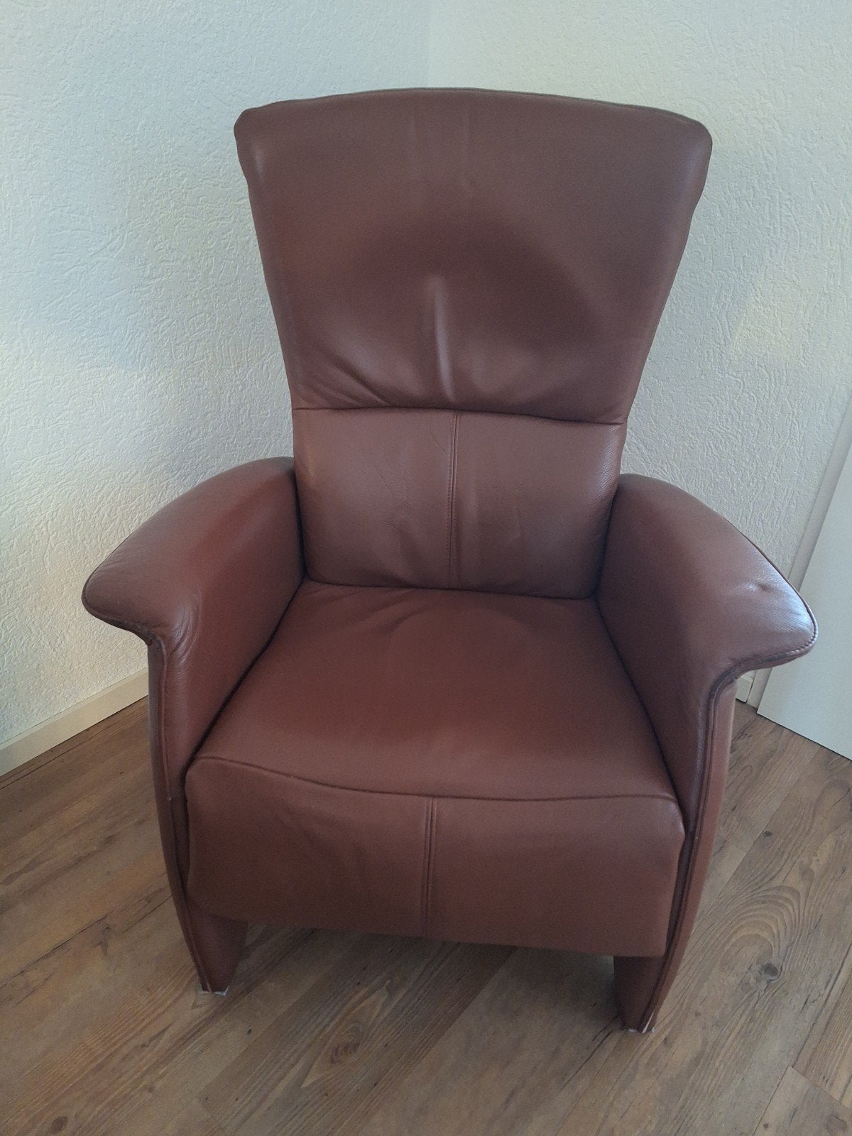 Relaxfauteuil bruin leer met verstelbare voetensteun, Ophalen, Gebruikt, Leer