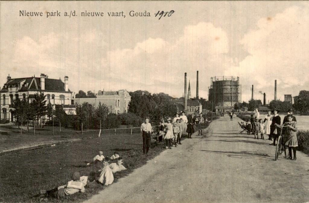Gouda - Nieuwe park a/d nieuwe vaart - Parkzicht, Ophalen of Verzenden, Voor 1920, Gelopen, Zuid-Holland