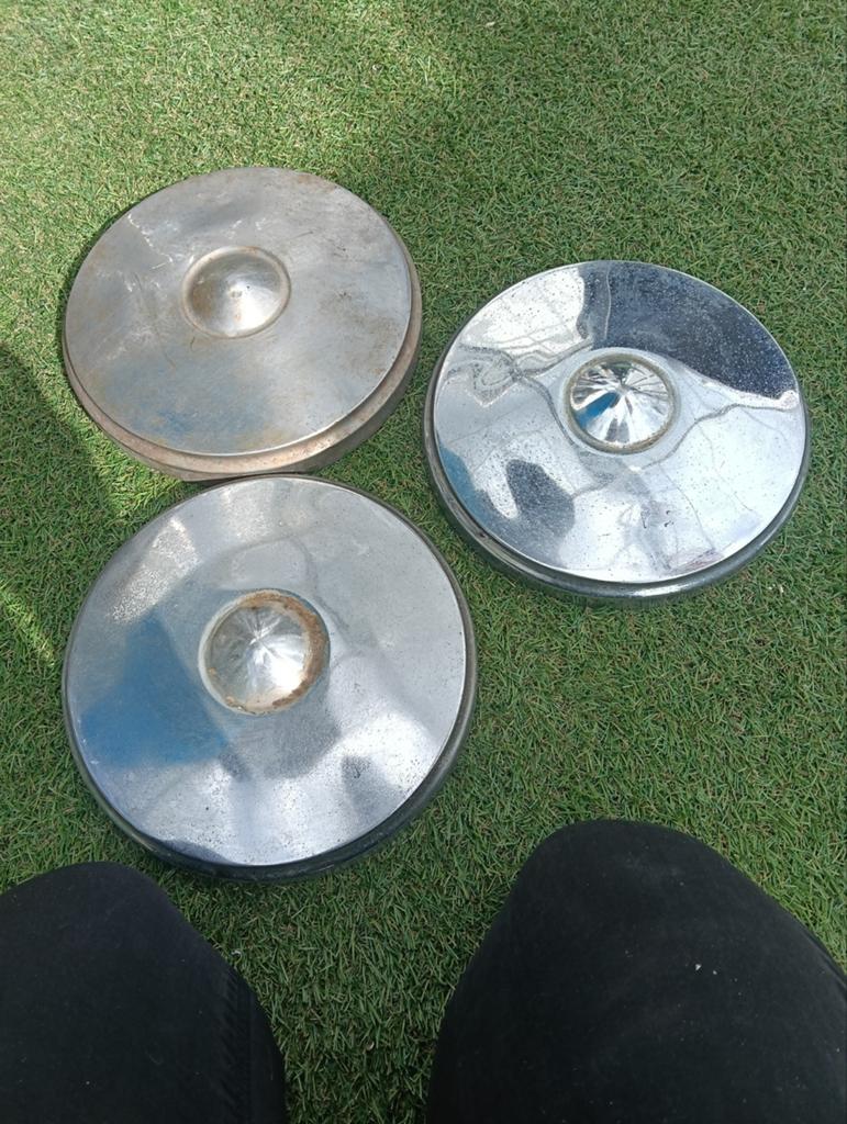 Wieldoppen voor vintage Knaus caravan - Set van 3, Auto diversen, Wieldoppen, Ophalen of Verzenden, Gebruikt