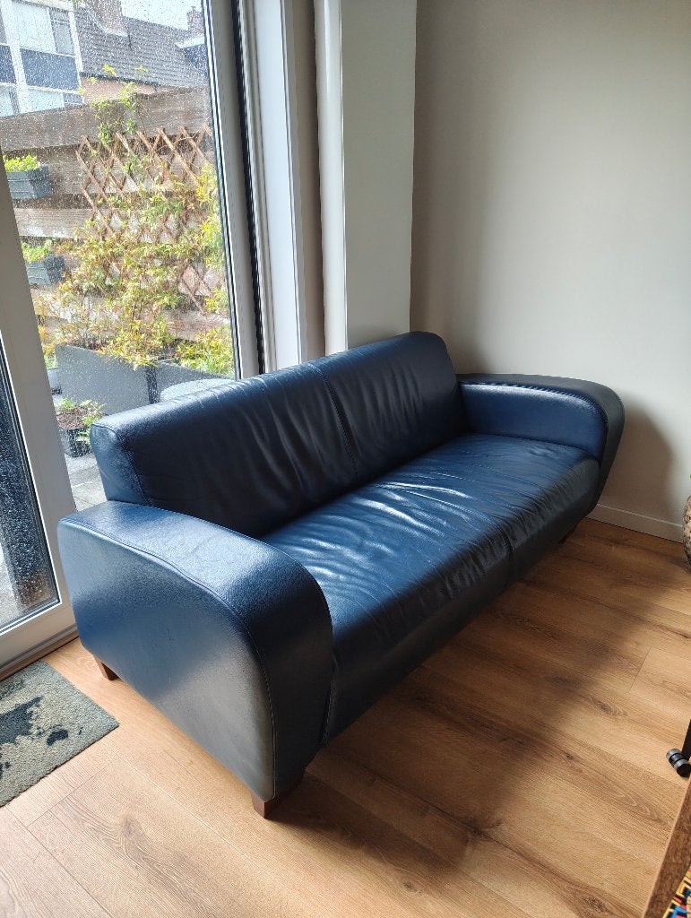 Montèll bank - blauw leer, Huis en Inrichting, Banken | Bankstellen, Ophalen, Gebruikt, 150 tot 200 cm, Tweepersoons