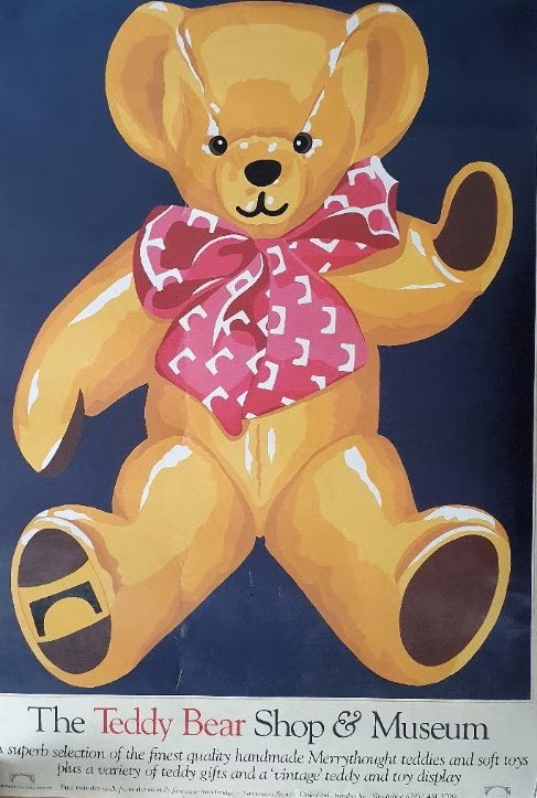 Vintage poster The Teddy Bear Shop & Museum, Verzenden, Deurposter of groter, Overige onderwerpen, Rechthoekig Staand