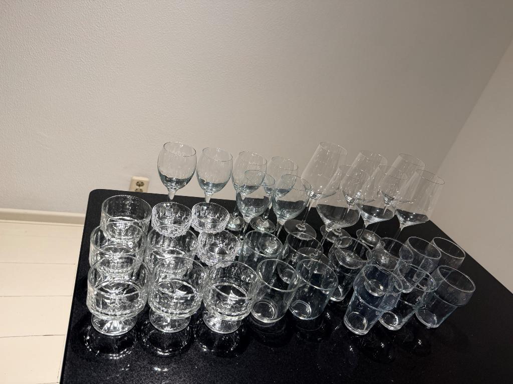 Glazen en borrelglas, Ophalen, Zo goed als nieuw, Overige typen